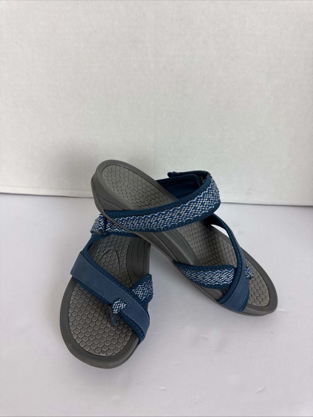 BareTraps Women's Denni Blue Slide Sandal
